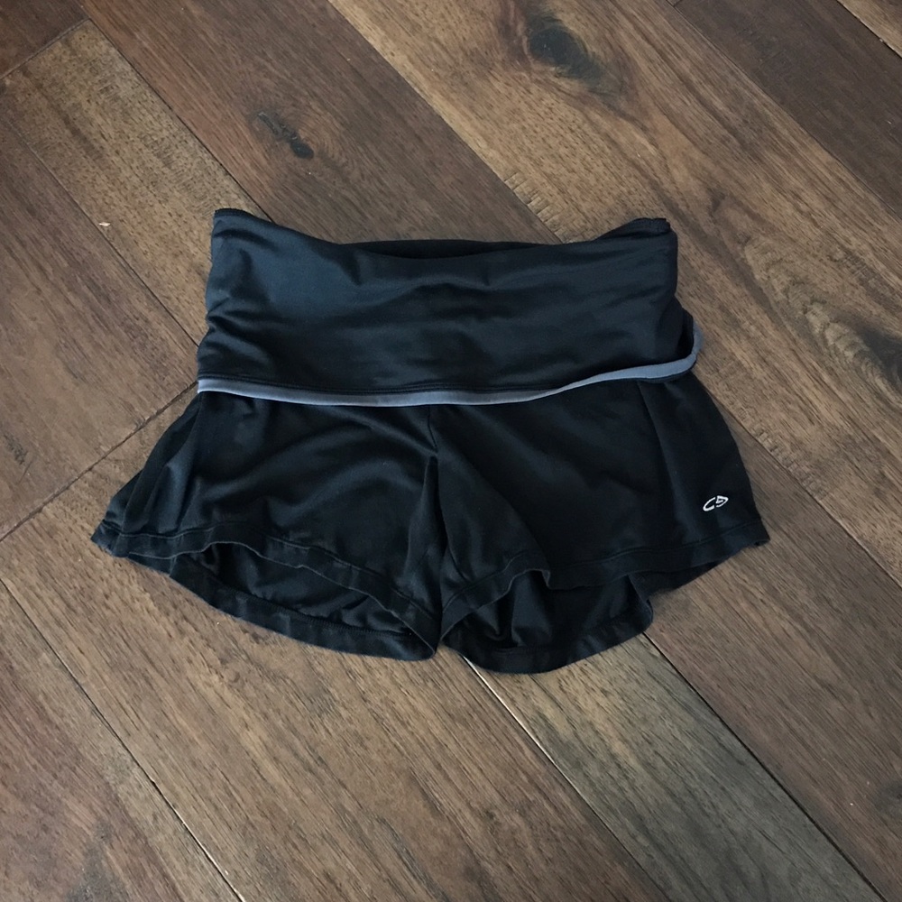 Roll over Athletic shorts