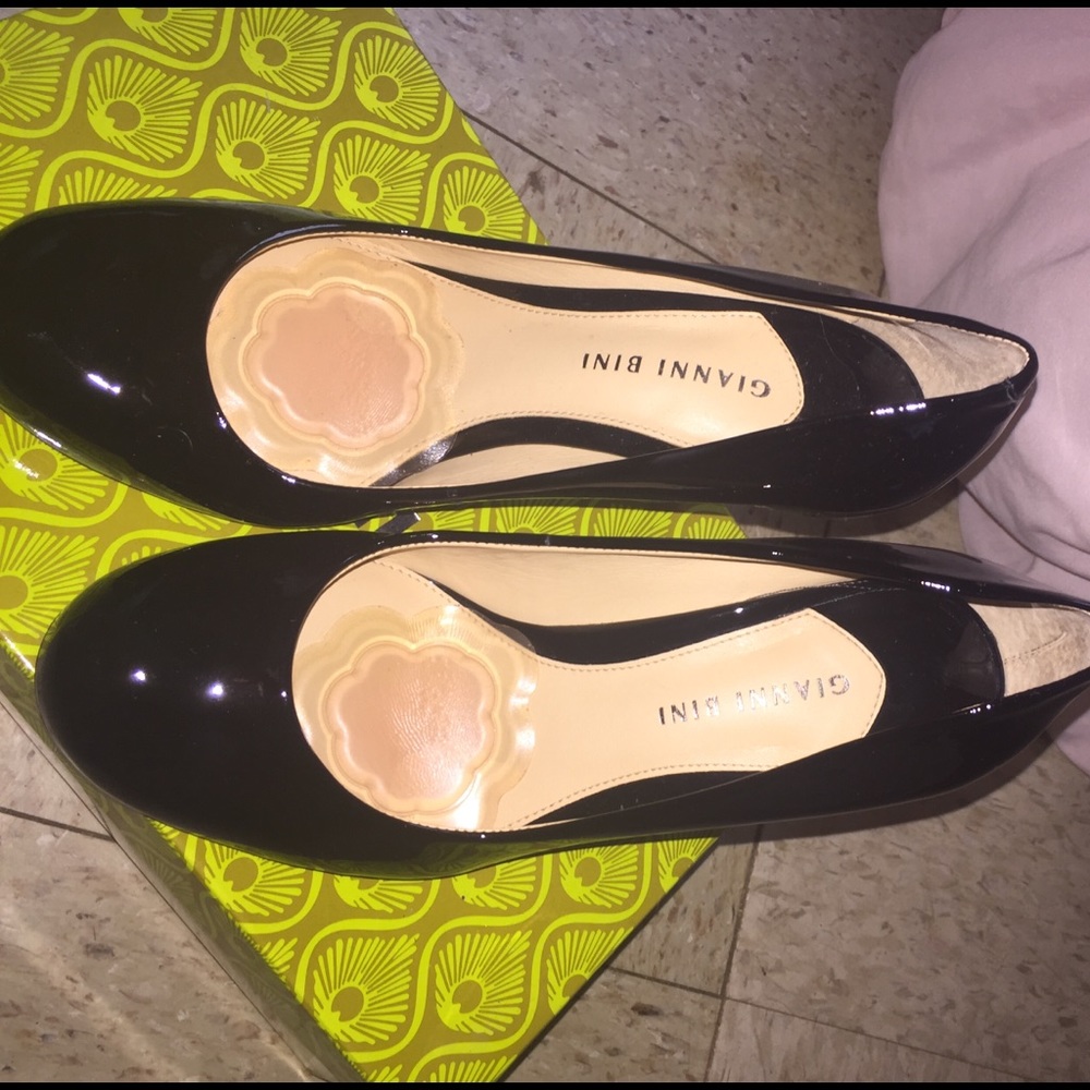 Gianni Bini heels🌸