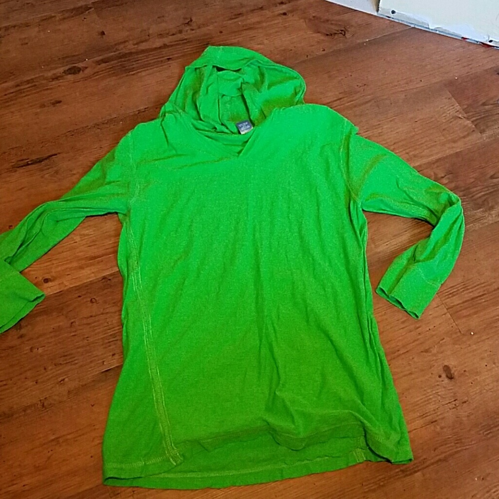 Long sleeved top