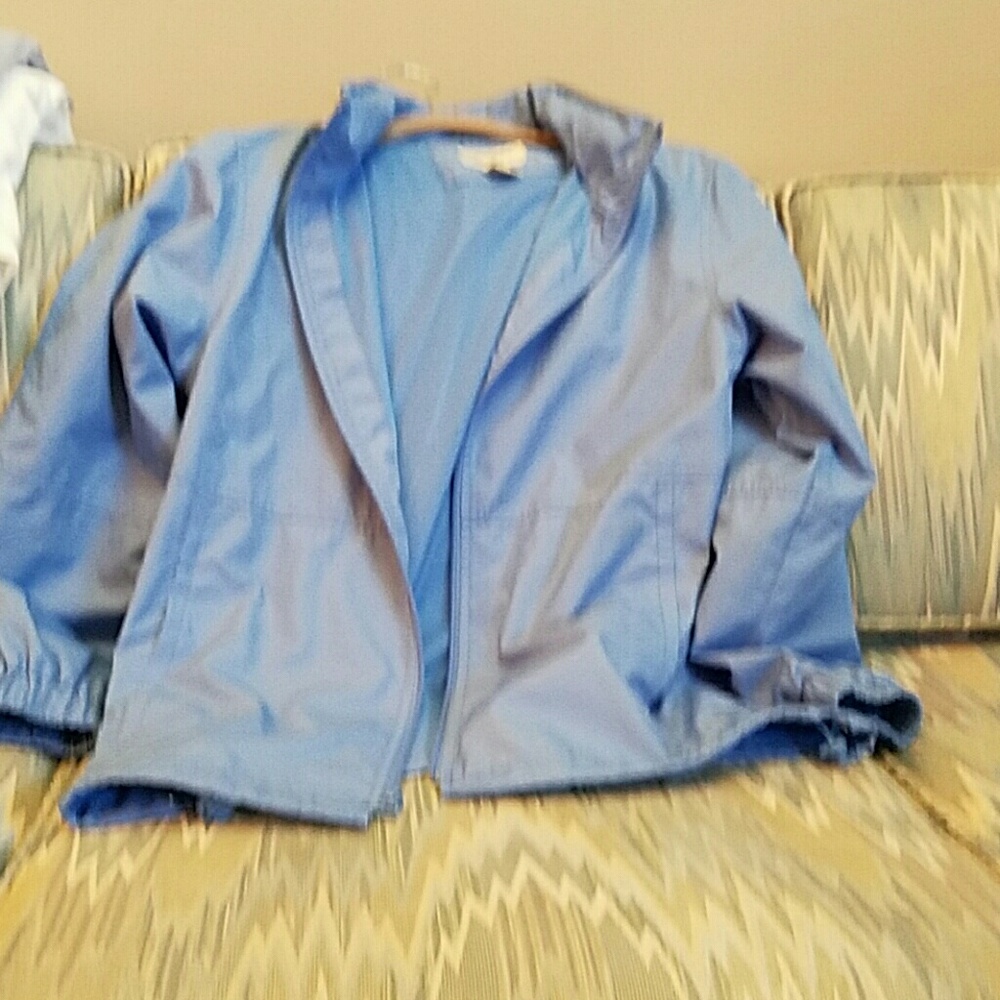 Windbreaker and waterproof  jacket