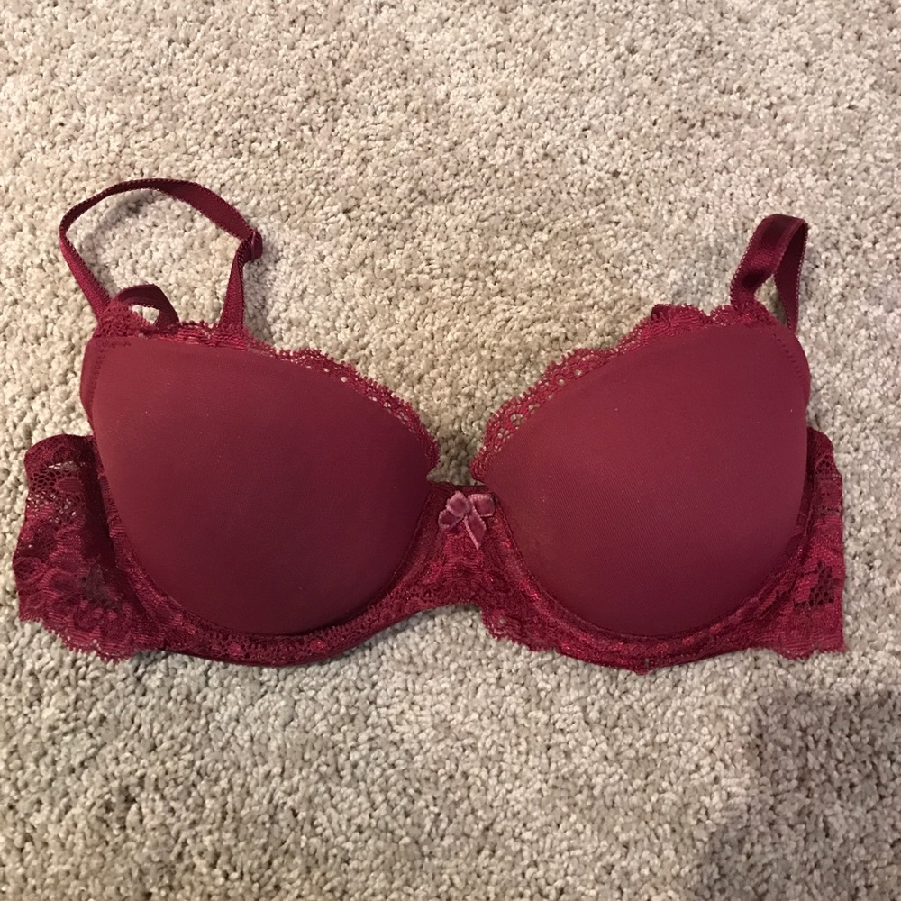 Victoria's Secret angel lined memory foam bra