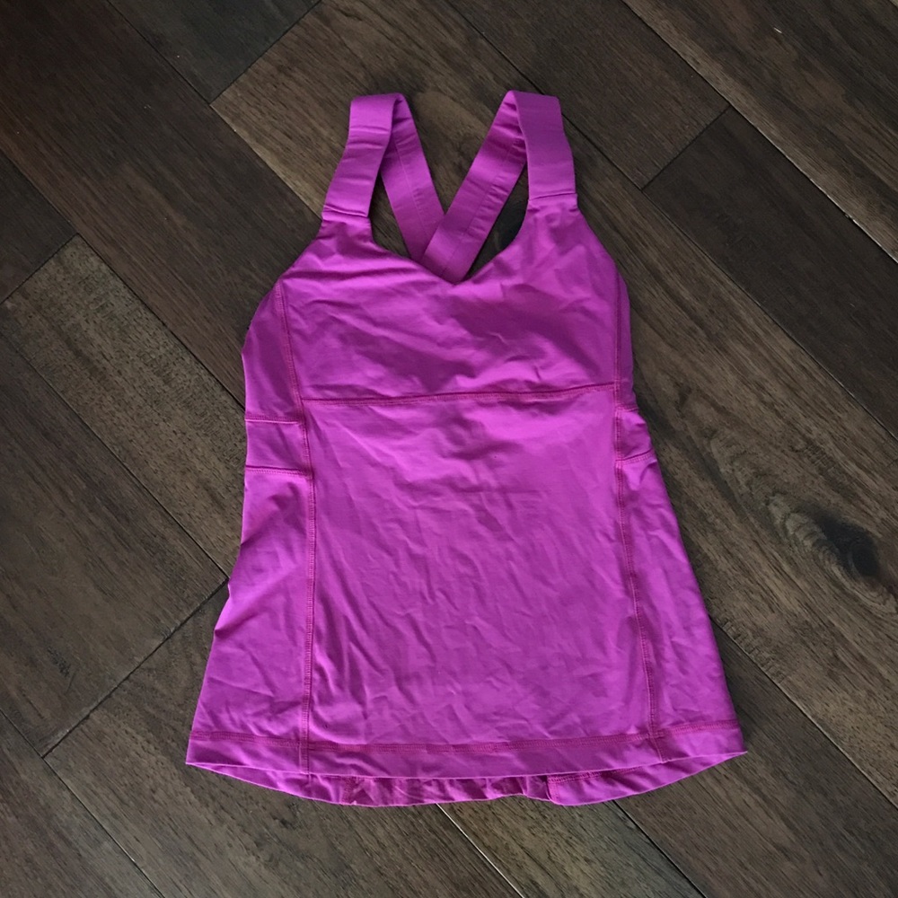 Cross back lululemon tank