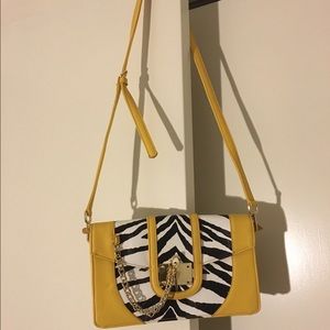 Brand new Jessica Simpson clutch