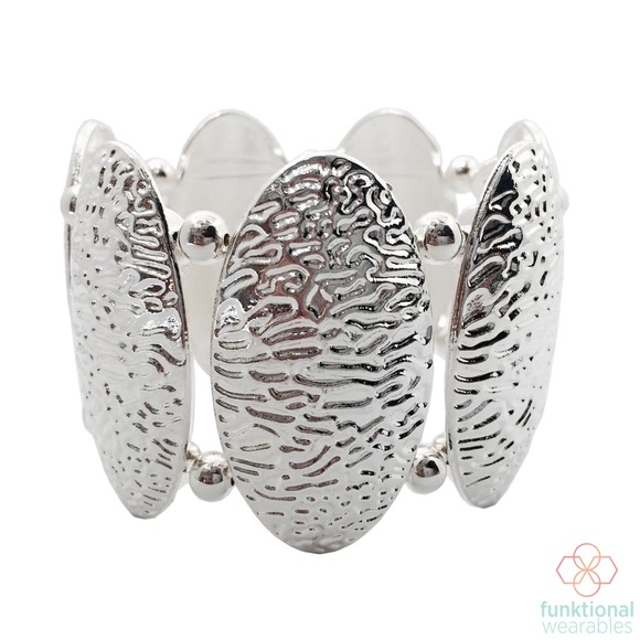 ANGELINA Silver Fitbit Flex Tracker Bracelet - Picture 2 of 3