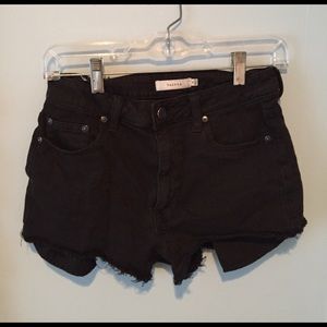 Aritzia (talula) black high waisted shorts