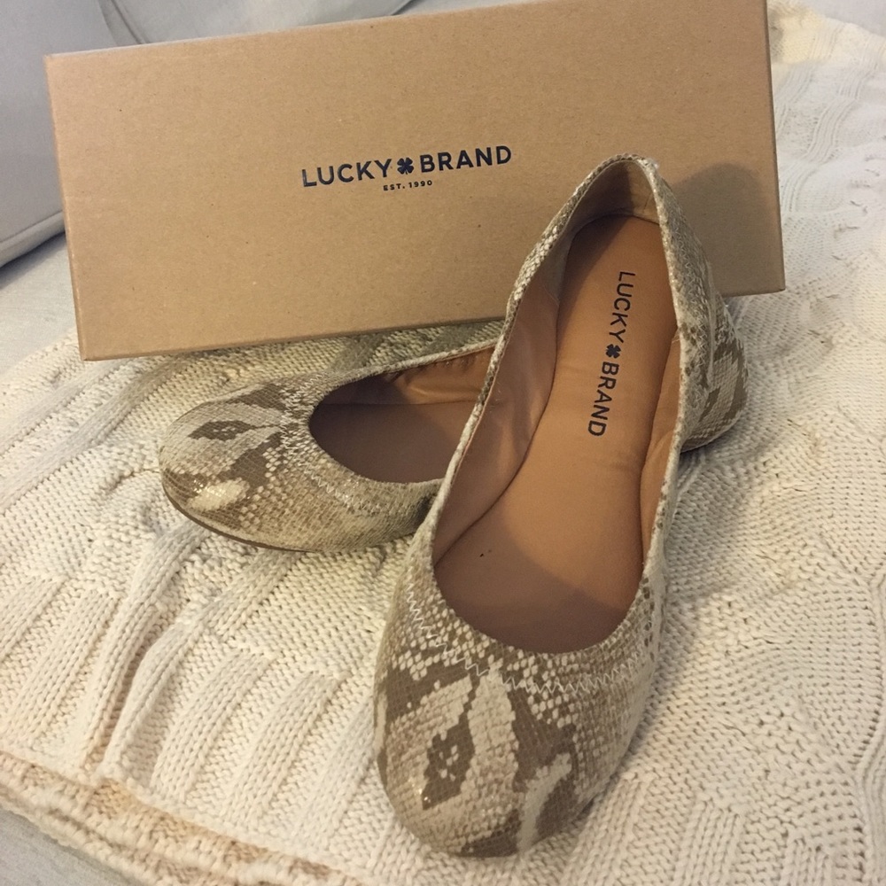 Lucky Brand "Emmie" flats