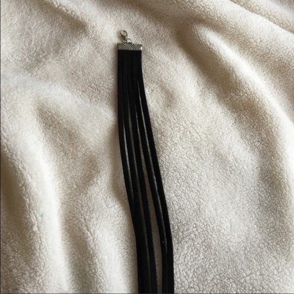 Layered Choker... - Picture 3 of 4