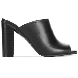 Kenneth Cole Reaction Black Mules