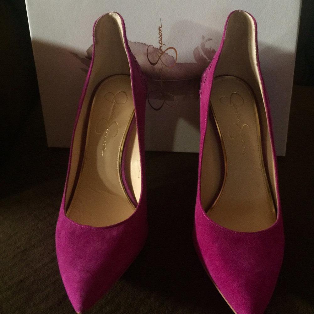 Jessica Simpson stiletto Suede Jamberry Color shoe