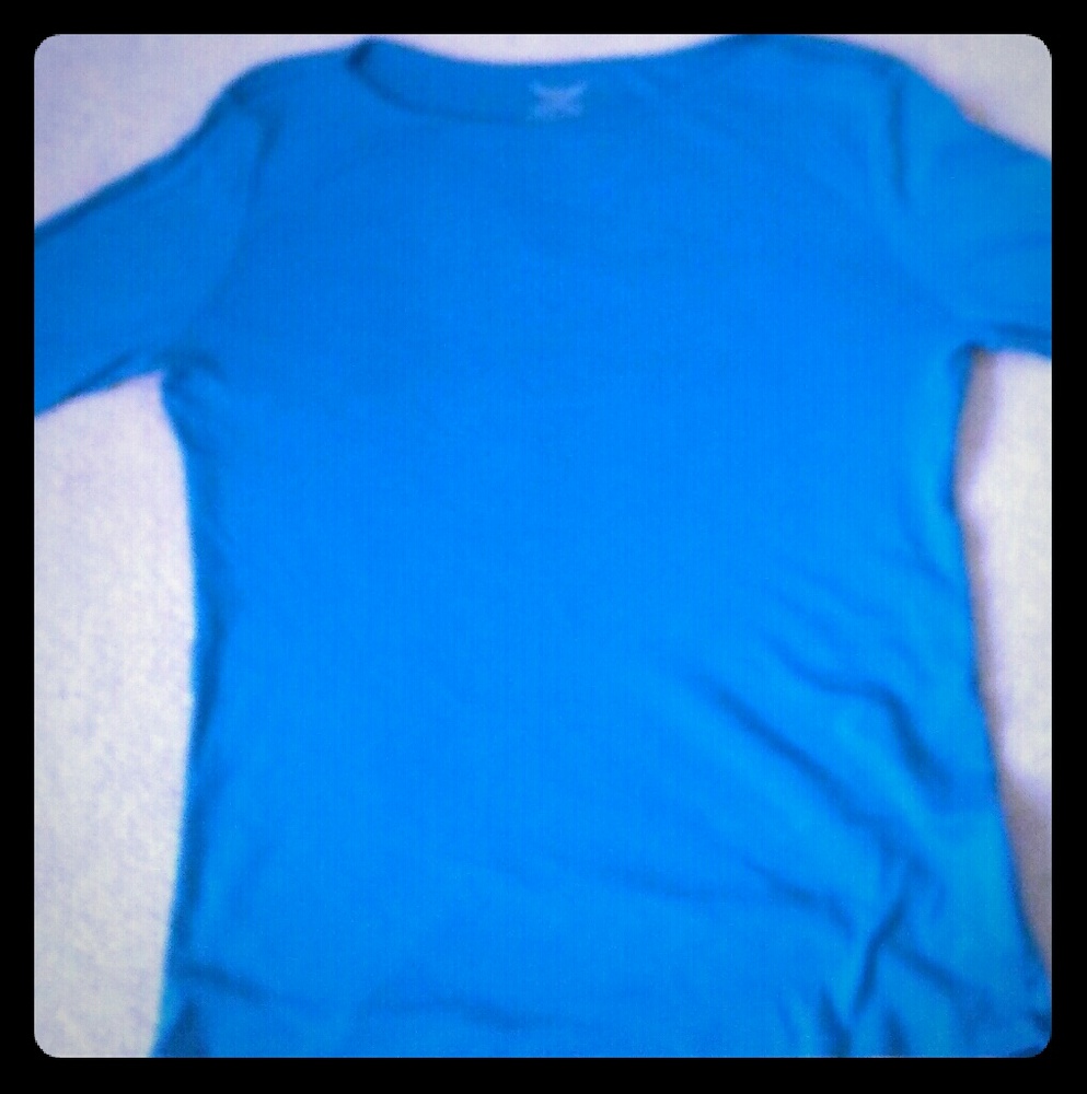 Blue long sleeve faded glory shirt