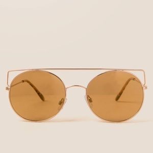 ♥️BOGO♥️New Gold Mirrored Round