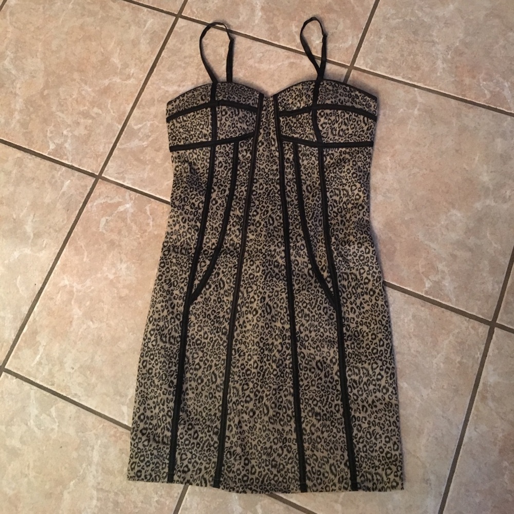 Leopard print fitted dress