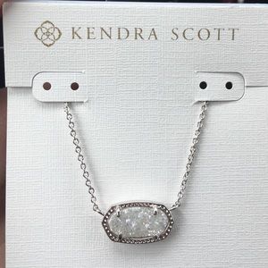 NWT Kendra Scott necklace