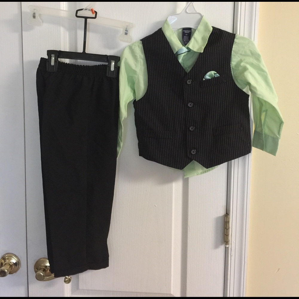 Jonathan Strong boy's 4 pcs suit set 4T blk/Green