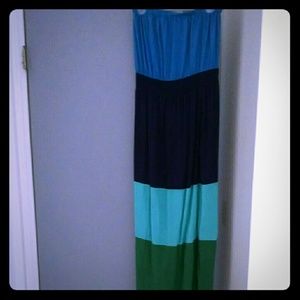 Gap strapless color block maxi dress 👗