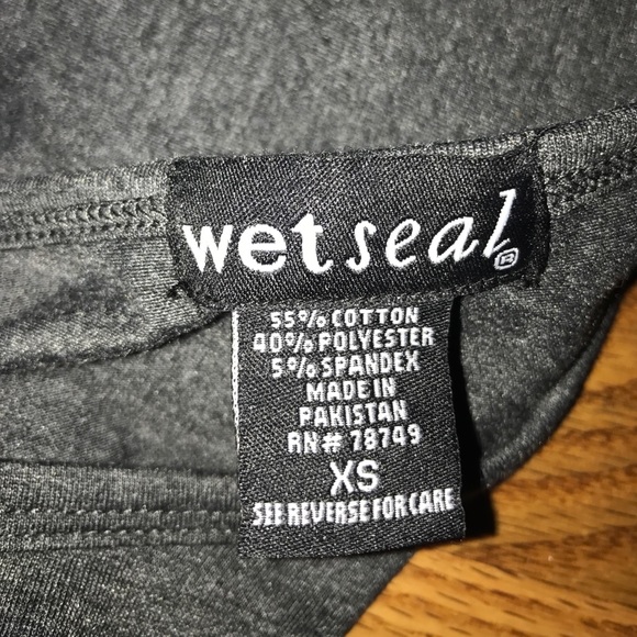 Wet Seal Crop Top - Picture 3 of 3