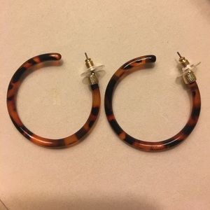 Tortoise plastic hoops