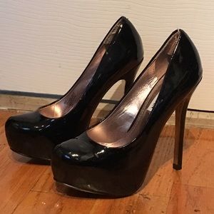 Black Platform Stiletto