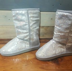 Silver sequin girls boot