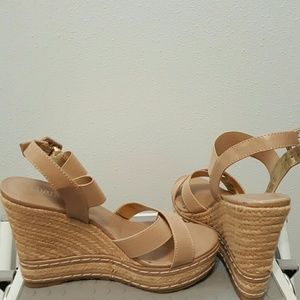 Charles by Charles David Tan Wedges