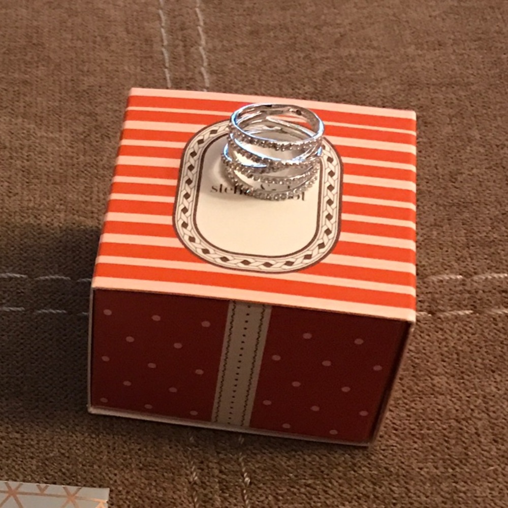 Stella and Dot ring