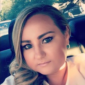 Meet your Posher, Yelena