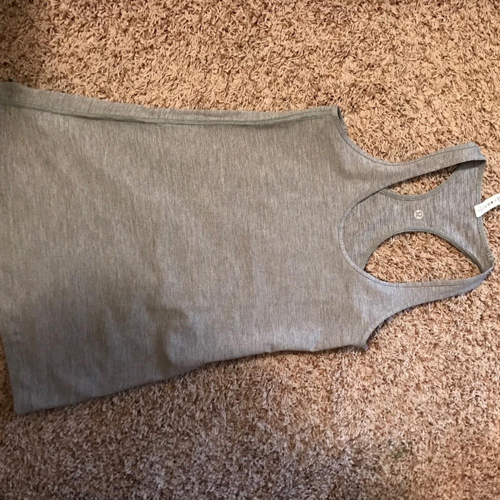 Lululemon tank. Gray. Size 6
