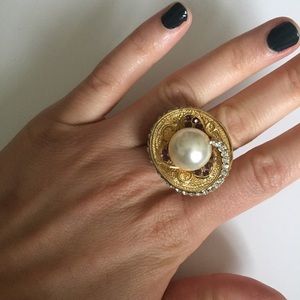 Large gold pearl ring