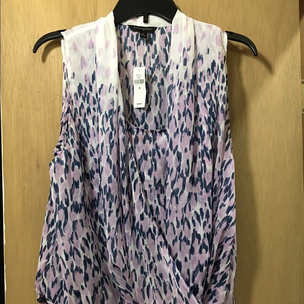 BNWT Banana republic sleeveless top