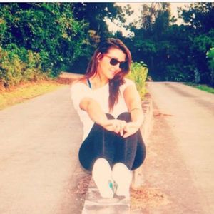 Meet your Posher, Hillary