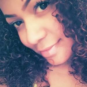 Meet your Posher, Latisha