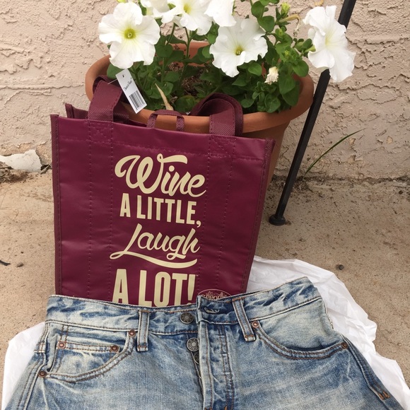 Free people denim shorts. Size 24 - Picture 2 of 4