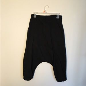 Number 00 baggy black pants