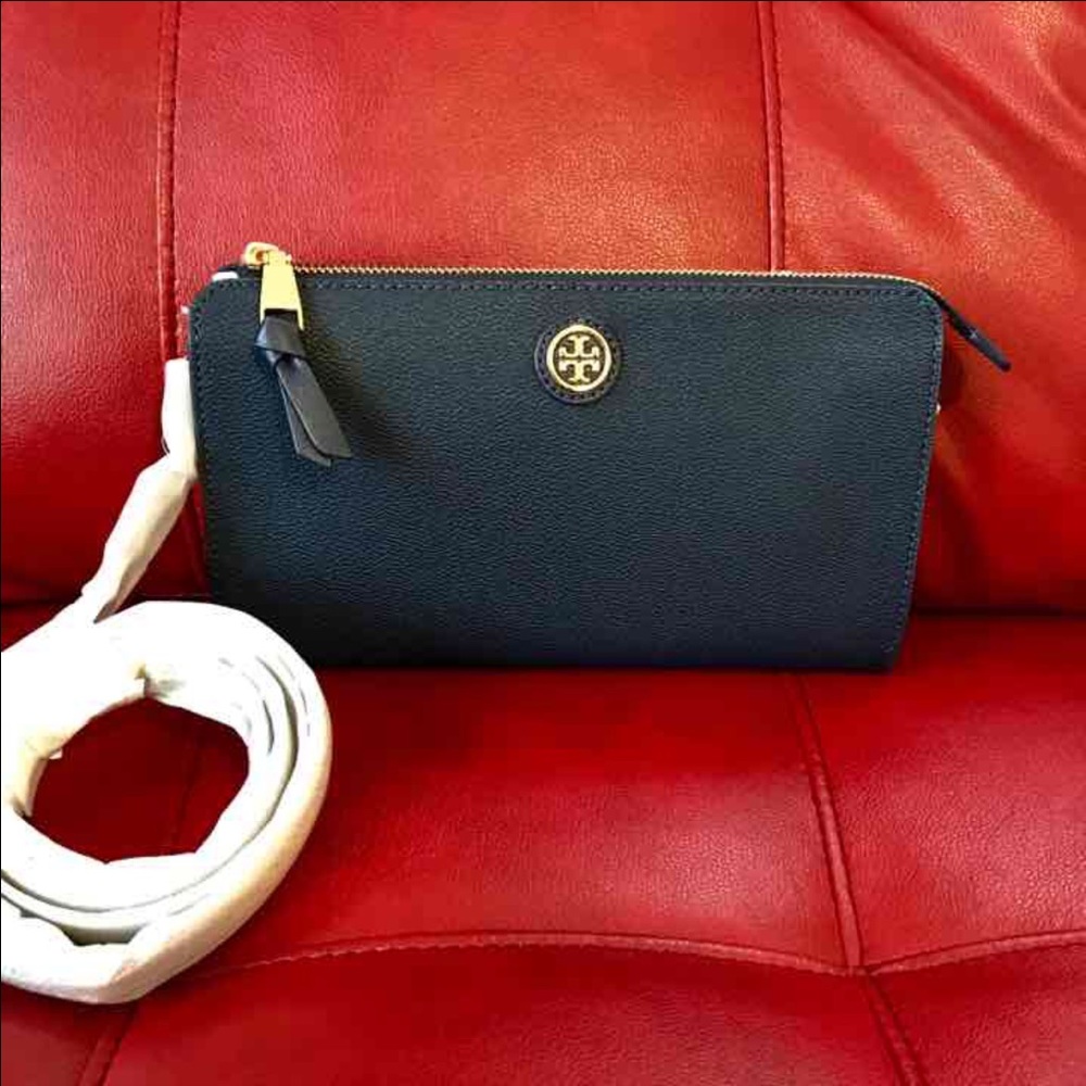 💕💕Tory Burch Cameron easy wallet crossbody