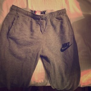 nikey sweats