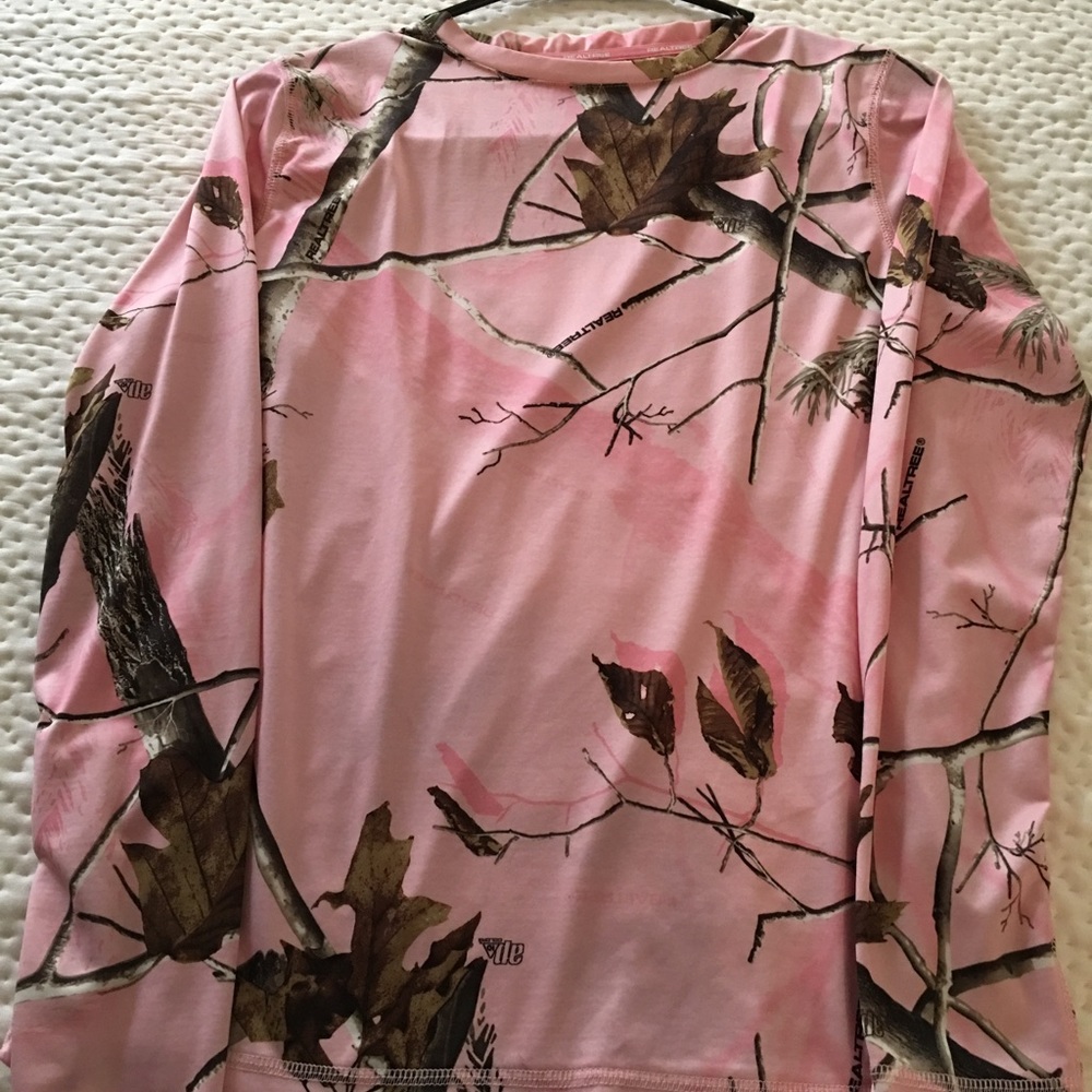 Real tree pink long sleeve