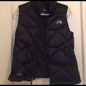 Size small North Face down vest in black.