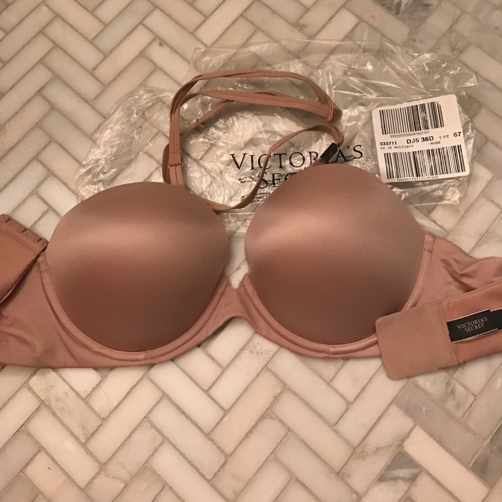 Brand New Victoria's Secret Nude Strapless Bra