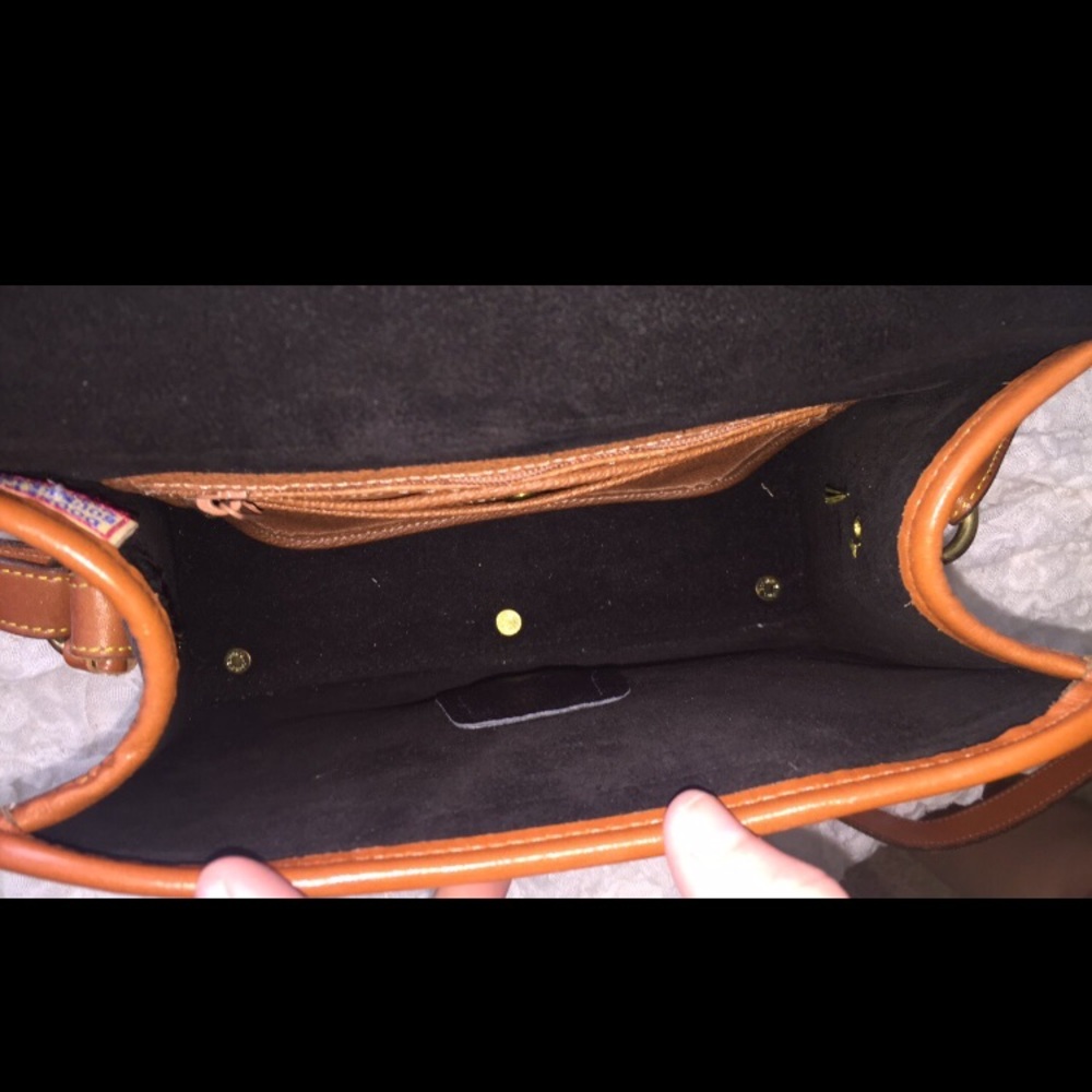 Dooney & Bourke Leather Shoulder Purse - Picture 4 of 5