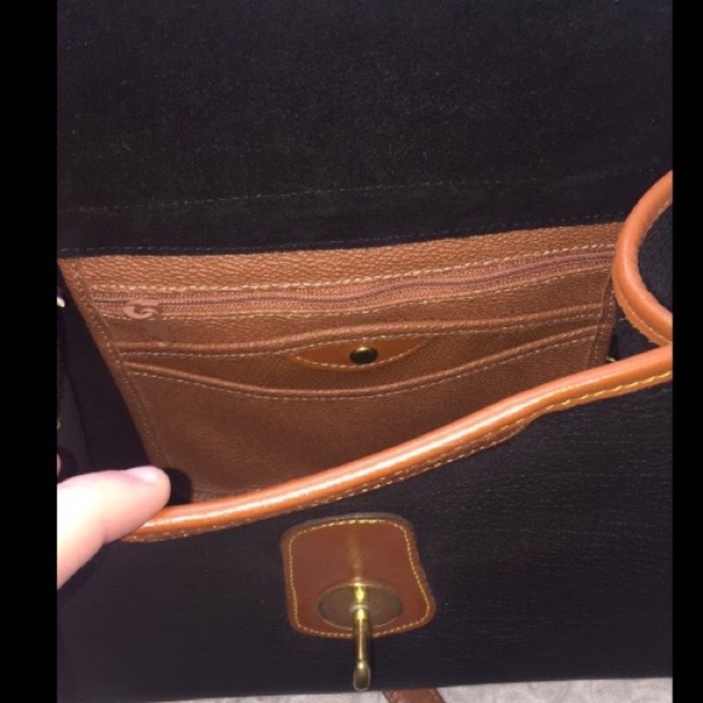 Dooney & Bourke Leather Shoulder Purse - Picture 5 of 5