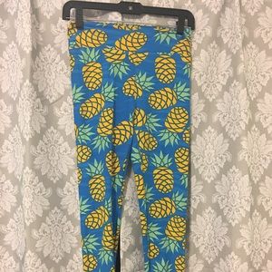 OS LulaRoe Leggings - 🍍 Pineapples!! 🍍
