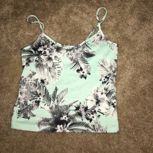 Tank top crop top
