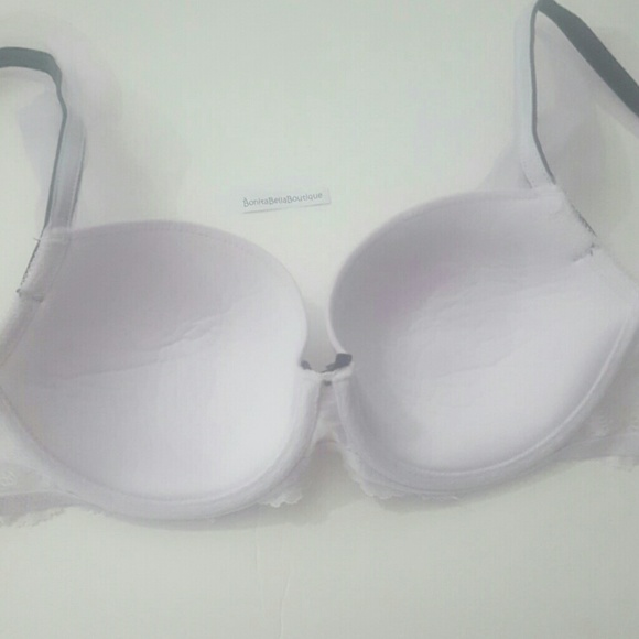 Victoria's Secret FASHION SHOW BRA NNWT - Picture 4 of 5