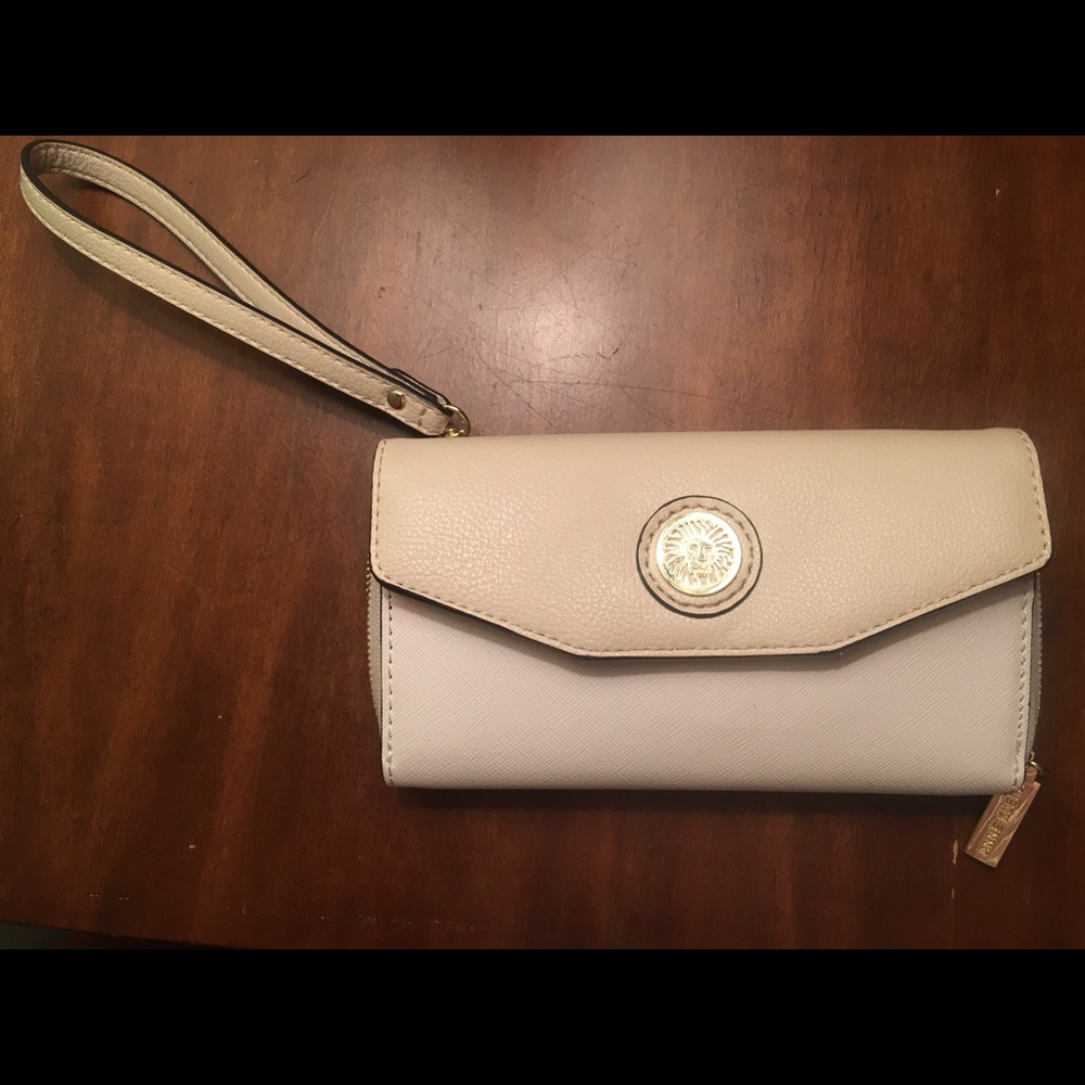 🍸Anne Kline wallet