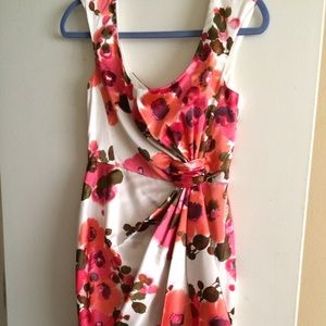 Beautiful floral dress!