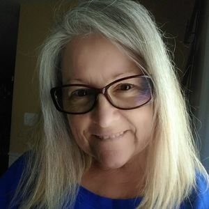 Meet your Posher, Deborah