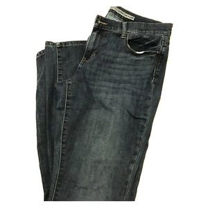 DKNY Jeans Ave B Ultra Skinny