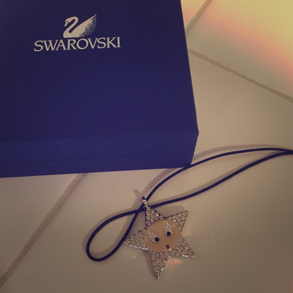 NWT Swarovski Star Necklace