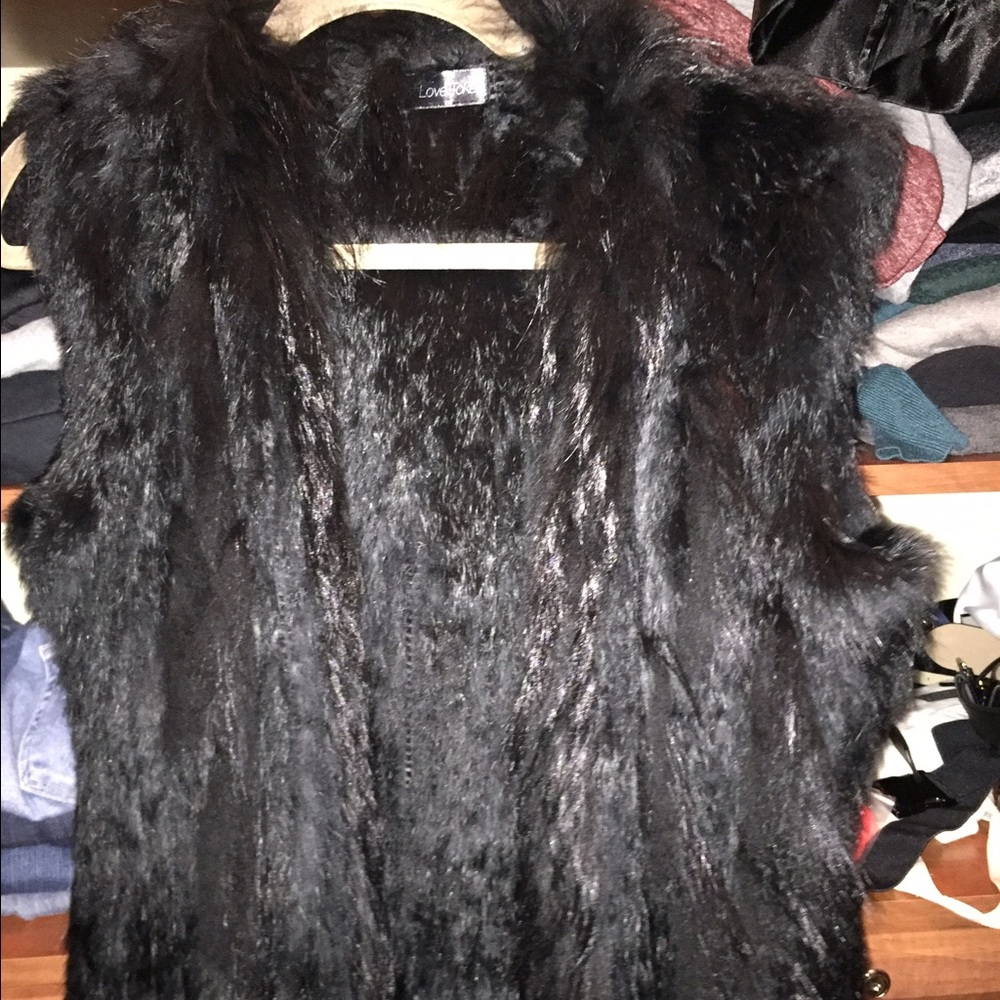 Love token fur vest
