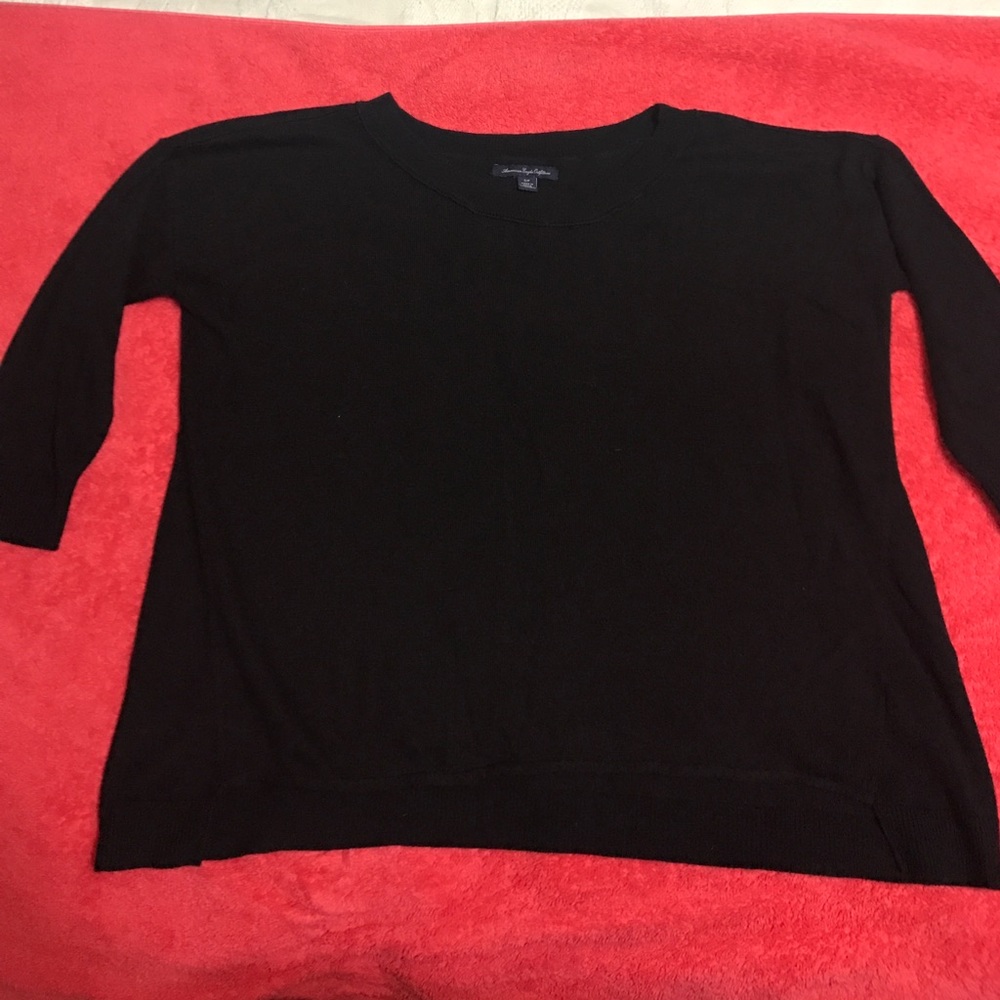Black American Eagle Lightweight sweater